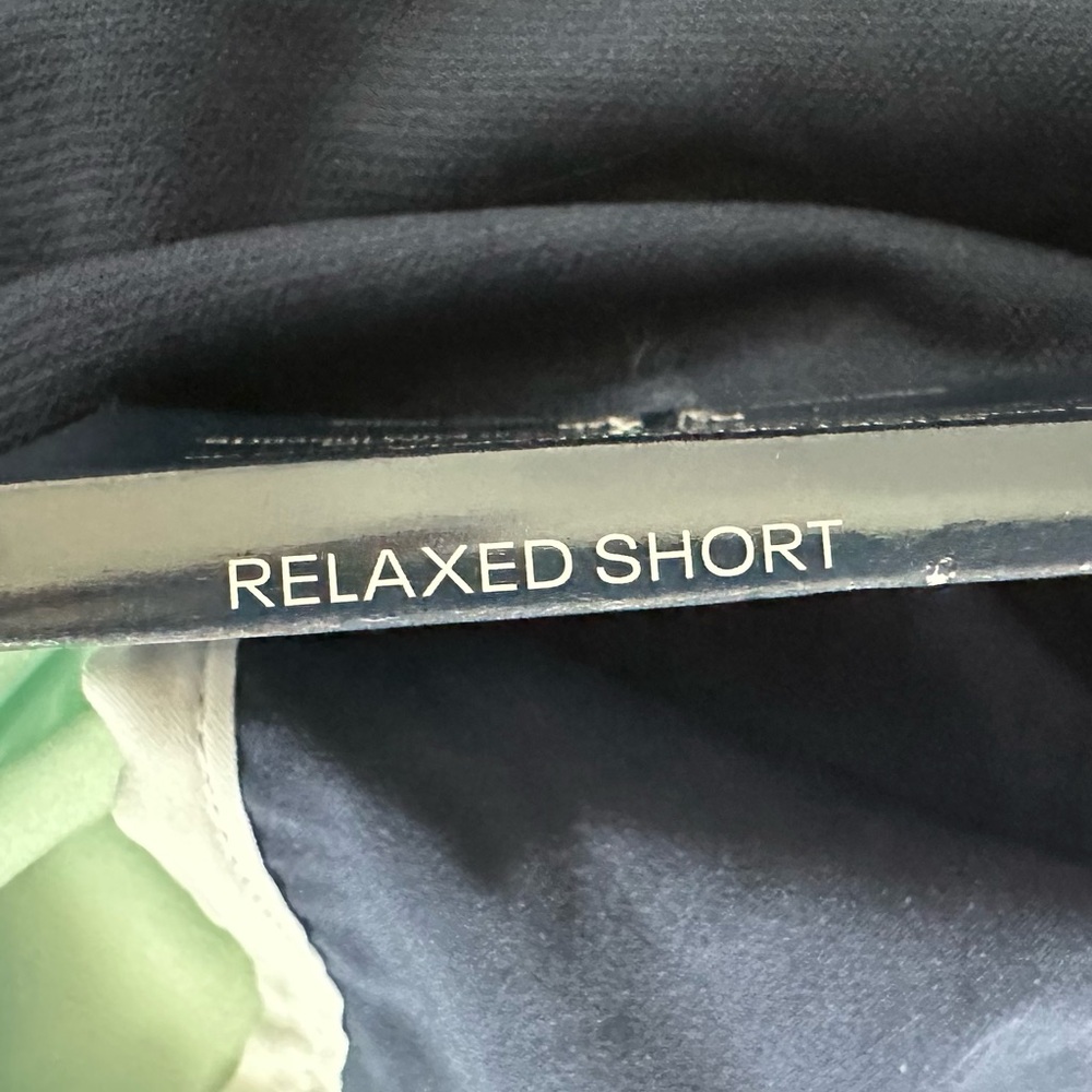 Reebok Relax Short Women’s Sport Size L NWT - Picture 4 of 8